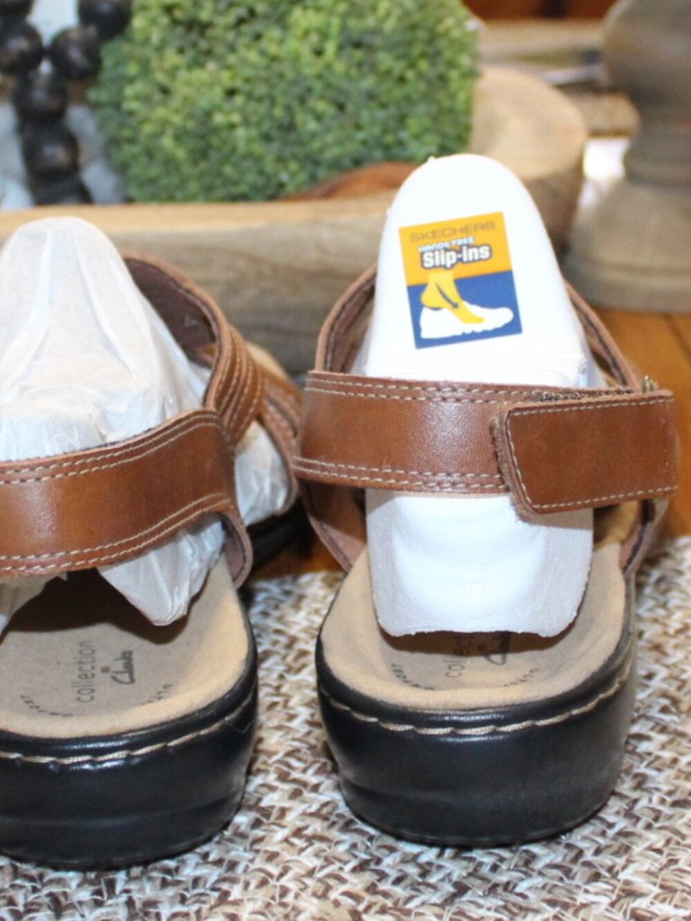 NWT Clarks Leisa Janna Sandals 9 1/2 WIDE SUPER CUTE! - Picture 7 of 15